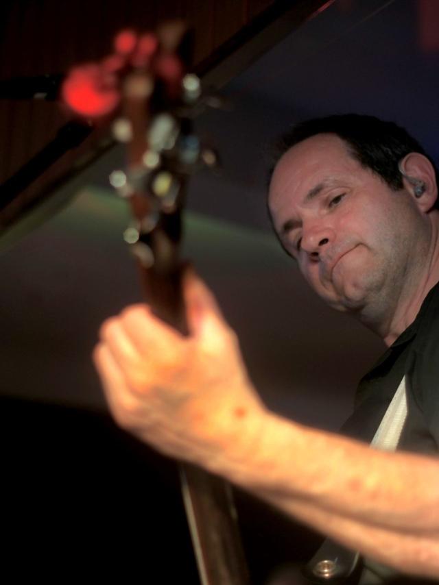 Andreas - Bass